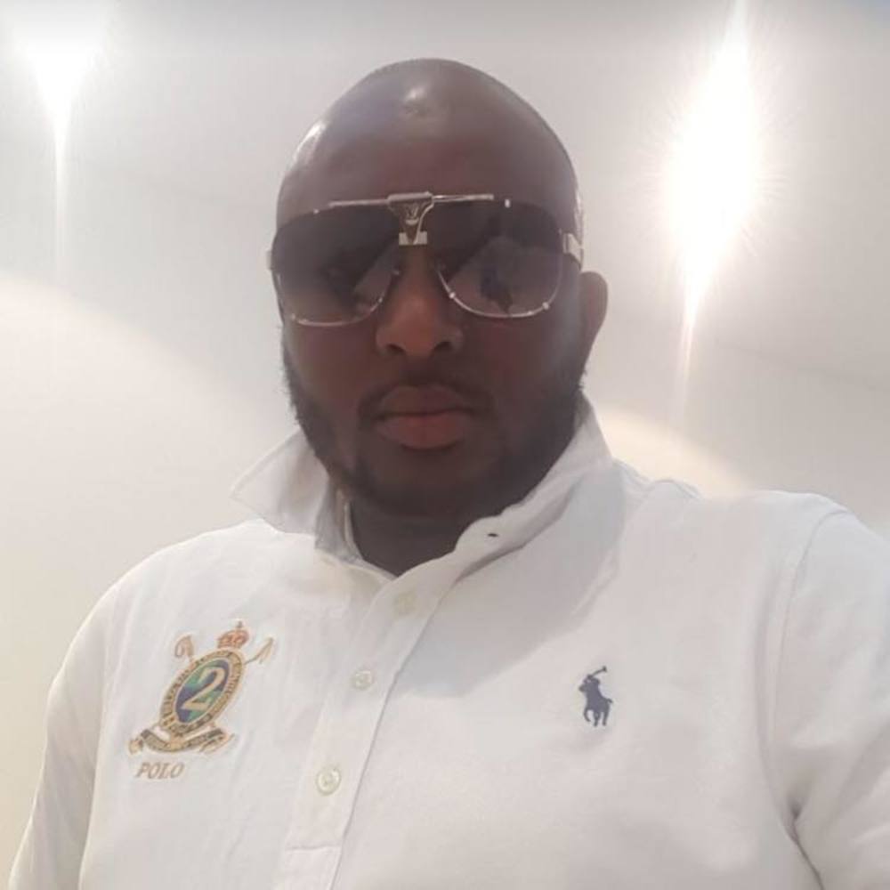 Meet your Posher, Oluseyi
